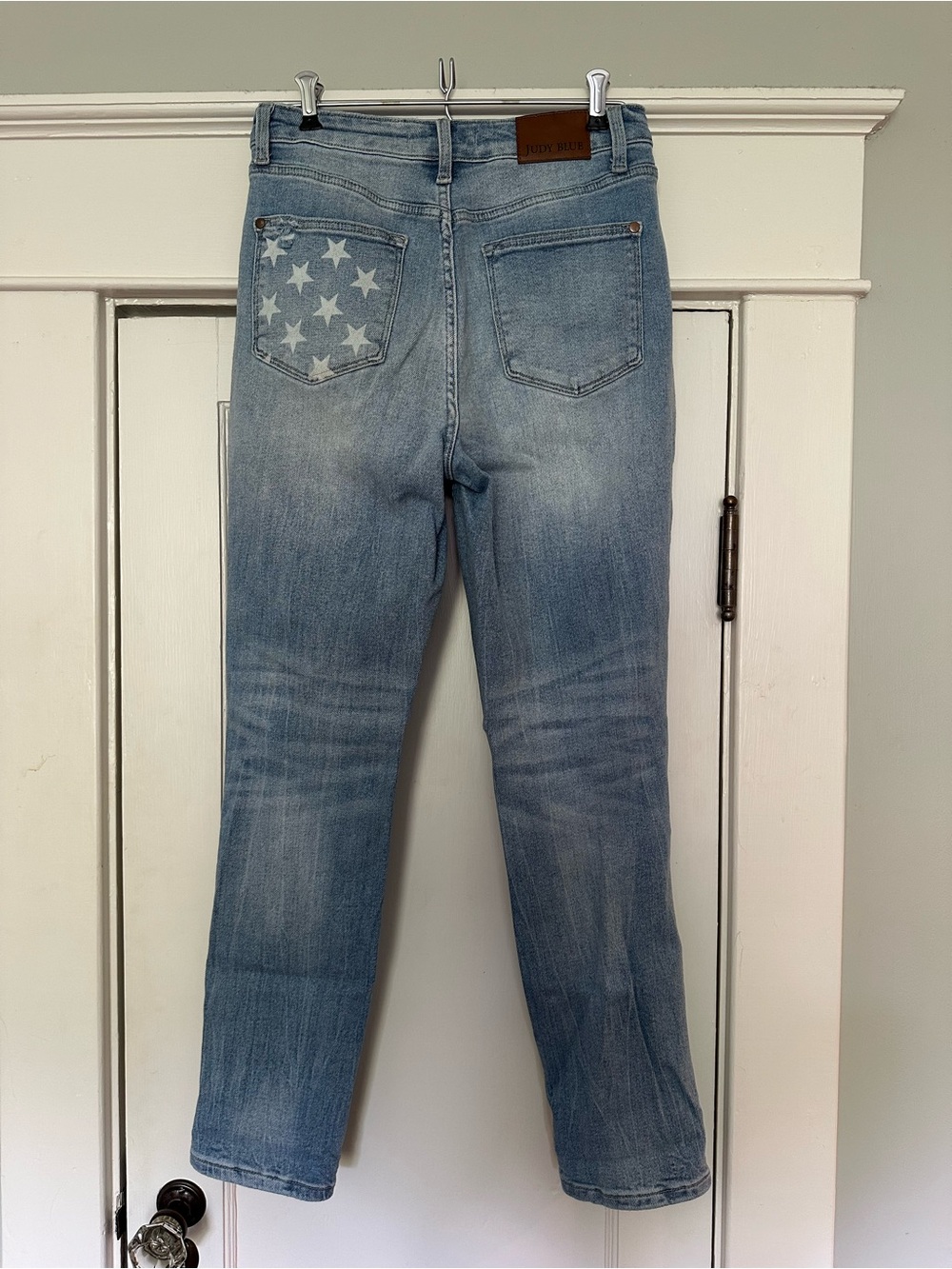 Judy Blue Light Wash Slim Straight Jeans with Star Back Pocket